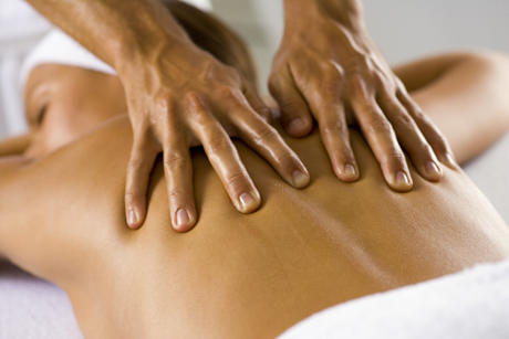 Gommage et massage du dos
